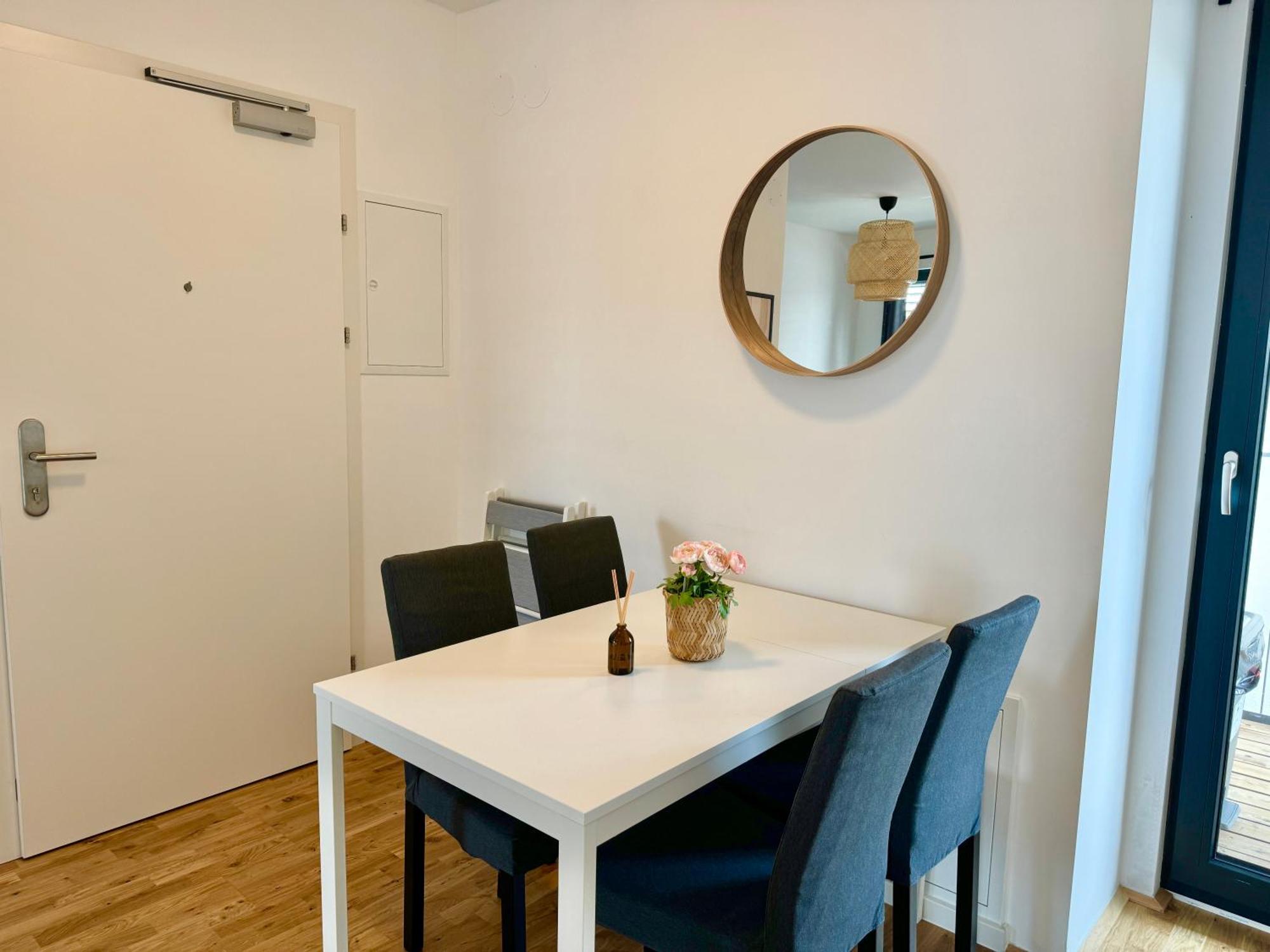 Modern Apartment With Balcony & Free Parking - Nearby Metro Wien Eksteriør billede