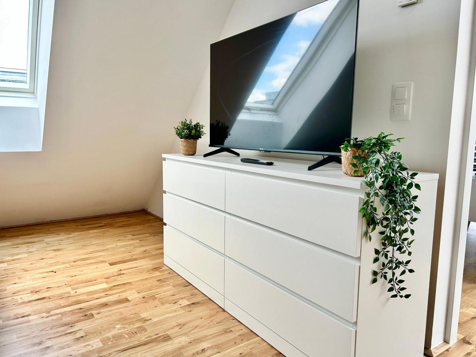 Modern Apartment With Balcony & Free Parking - Nearby Metro Wien Eksteriør billede
