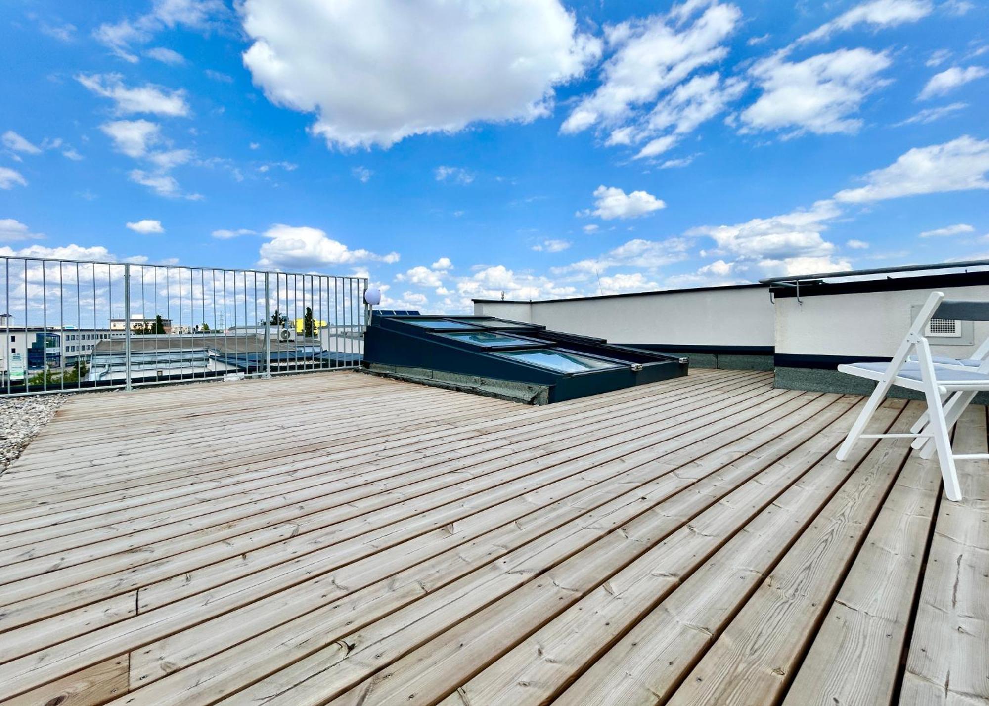 Modern Apartment With Balcony & Free Parking - Nearby Metro Wien Eksteriør billede
